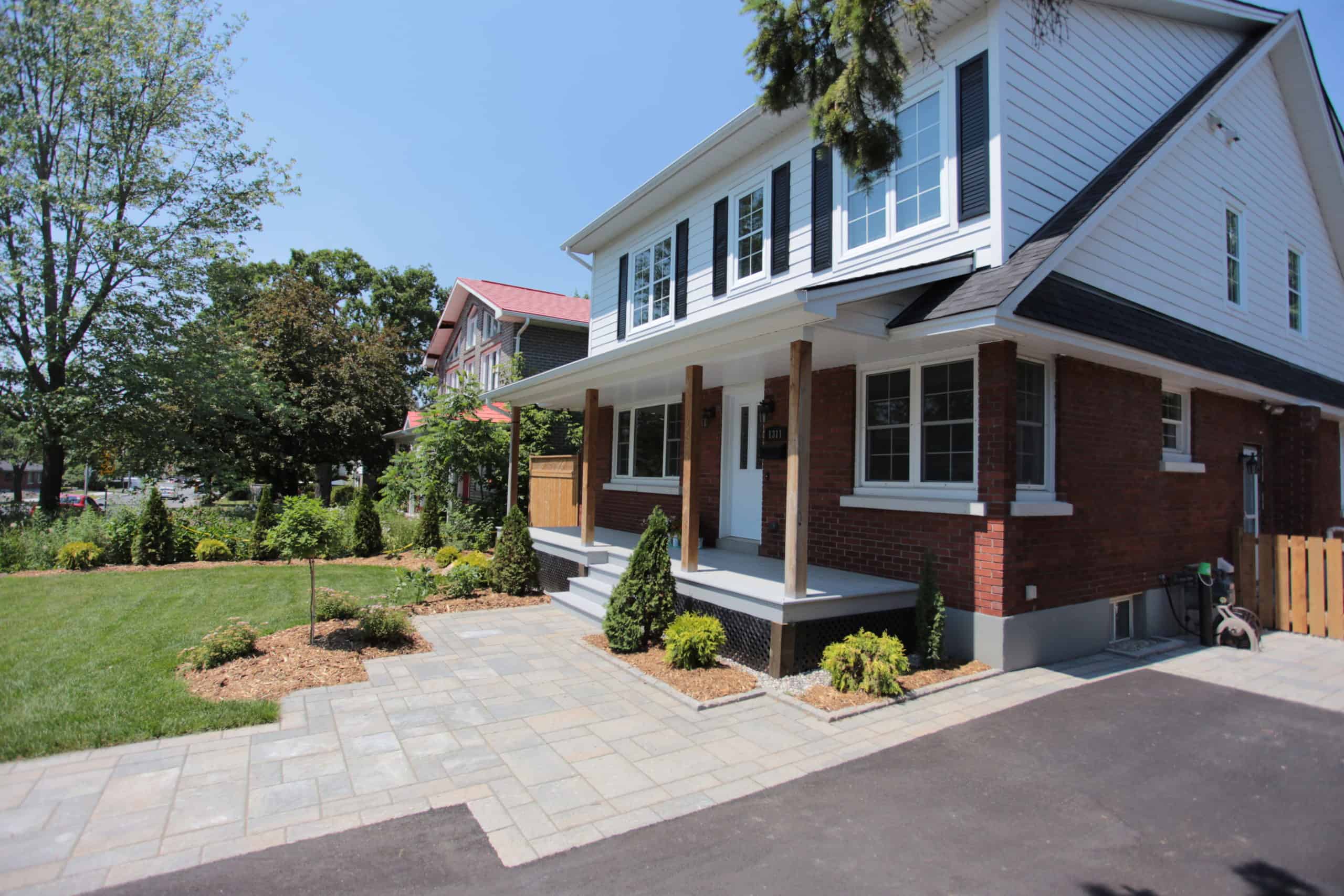 Finished interlock entrance and front walkway at an Ottawa home